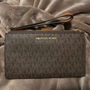 Michael Kors double zip wallet